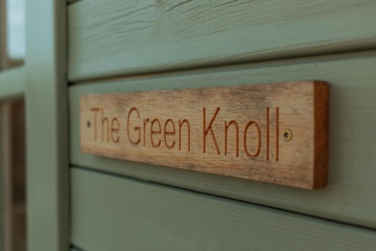 Glamping In Wiltshire The Green Knoll Is A Charm Chippenham  Luaran gambar